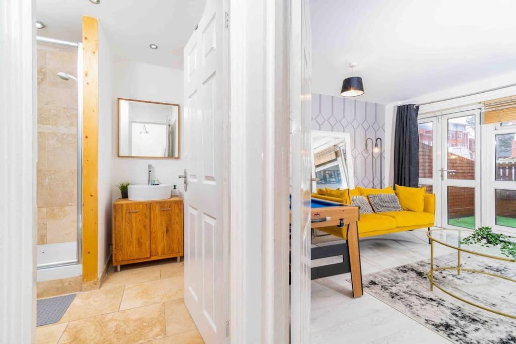 ✪Central✪6Bed✪ Parking✪Pool Table✪Private Patio ✪ Birmingham Zewnętrze zdjęcie